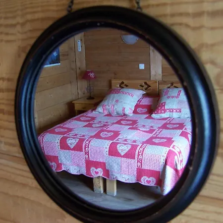 Adret D'en Haut Guest house