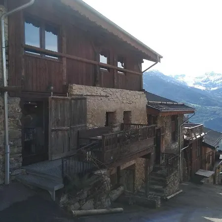 Adret D'en Haut