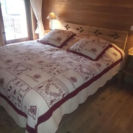 Guest house Adret D'en Haut