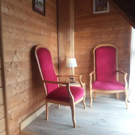 Adret D'en Haut Guest house