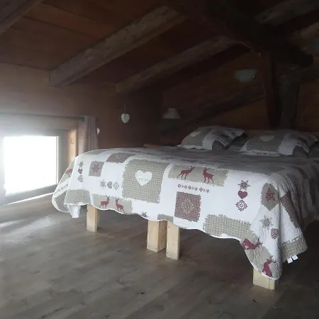 Guest house Adret D'en Haut *